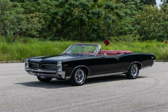 Pontiac Tempest Convertible 1966 image number 0