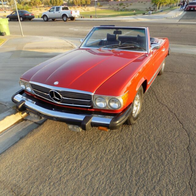 Mercedes-Benz SL-Class 1974 image number 0