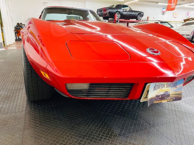 Chevrolet Corvette 1973 image number 10