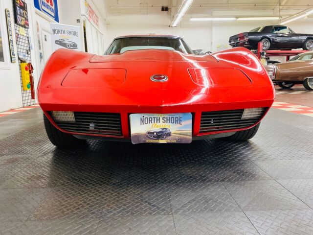 Chevrolet Corvette 1973 image number 9