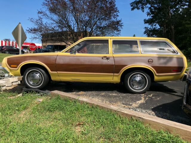 Ford Pinto 1977 image number 0