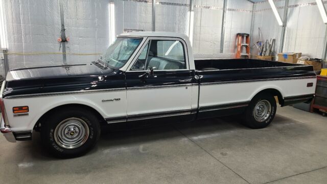 Chevrolet C10 1972 image number 2