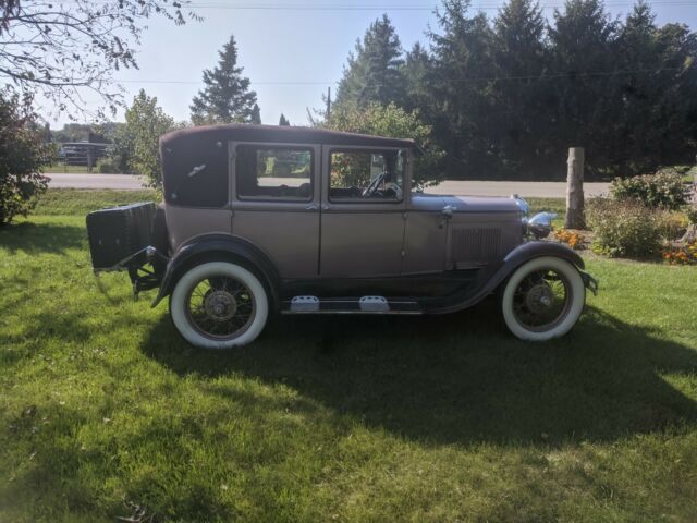 Ford Model A 1928 image number 0