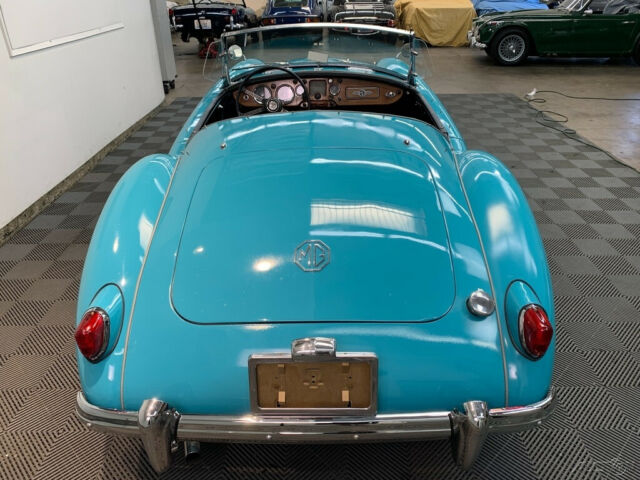 MG MGA 1957 image number 10