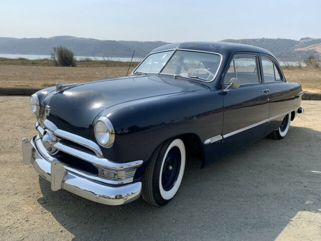 Ford Coupe 1950 image number 2