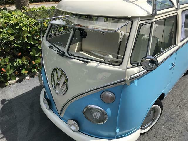 Volkswagen Bus/Vanagon 1973 image number 1