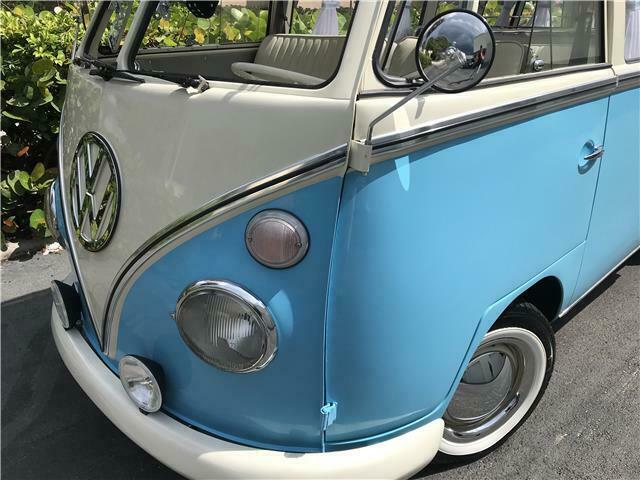 Volkswagen Bus/Vanagon 1973 image number 2