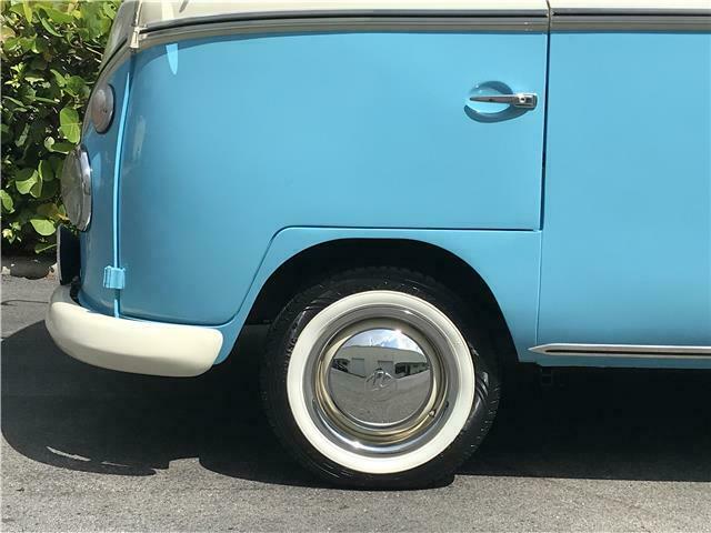 Volkswagen Bus/Vanagon 1973 image number 6