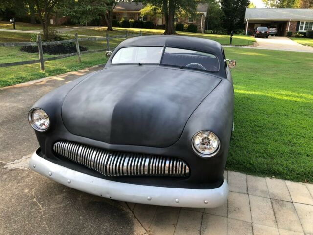 Ford Custom Chopped 1949 image number 1