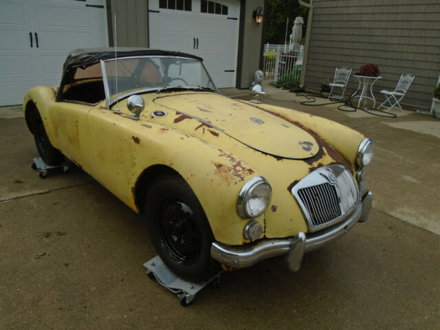 MG MGA 1960 image number 17