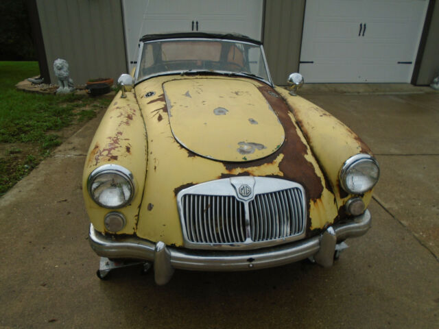 MG MGA 1960 image number 2