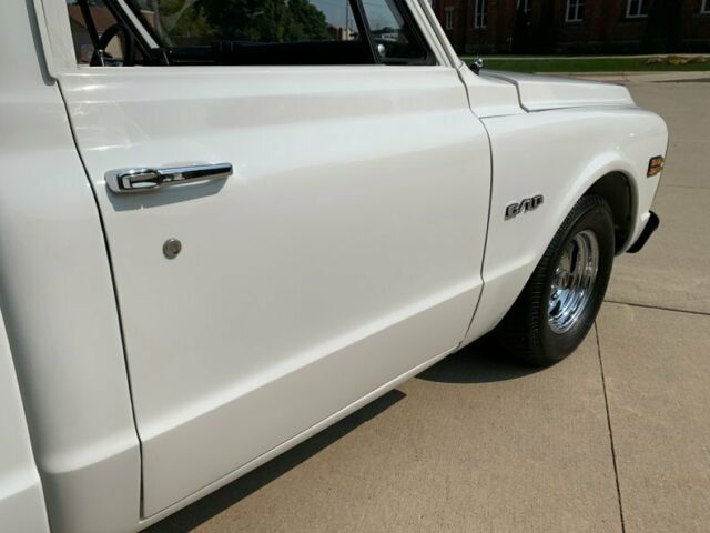 Chevrolet C-10 1970 image number 20