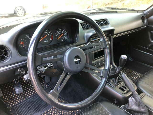 Mazda RX-7 1979 image number 10