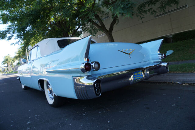 Cadillac Eldorado Biarritz Convertible 1956 image number 37