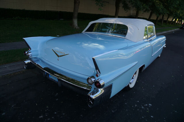 Cadillac Eldorado Biarritz Convertible 1956 image number 39