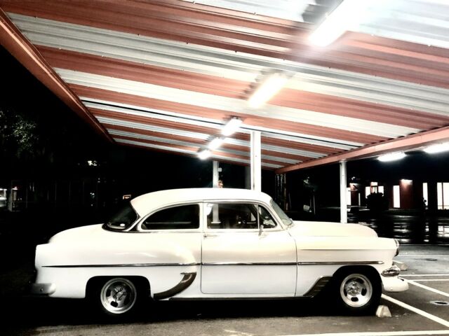 Chevrolet Bel Air 1954 image number 0