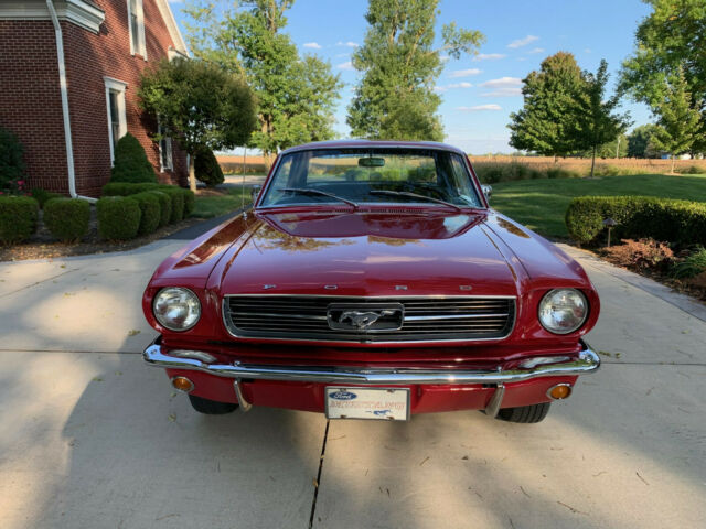 Ford Mustang 1966 image number 25