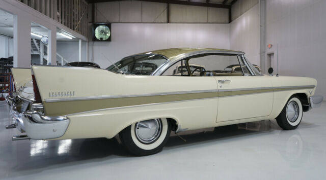 Plymouth Belvedere 1957 image number 3