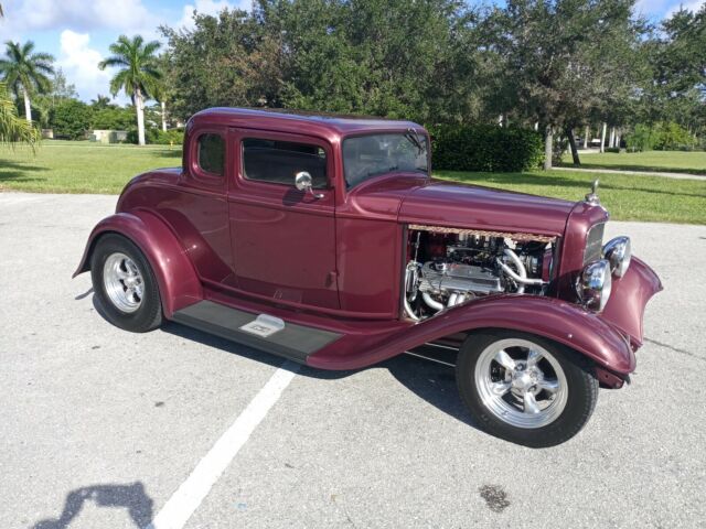 Ford Coupe 1932 image number 15