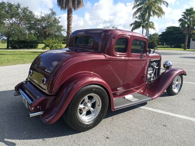 Ford Coupe 1932 image number 29