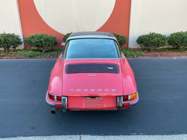 Porsche 911 1972 image number 12