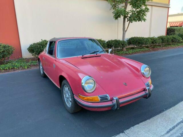 Porsche 911 1972 image number 25