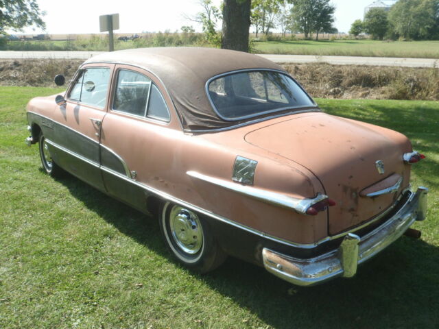 Ford Crestliner 1951 image number 29