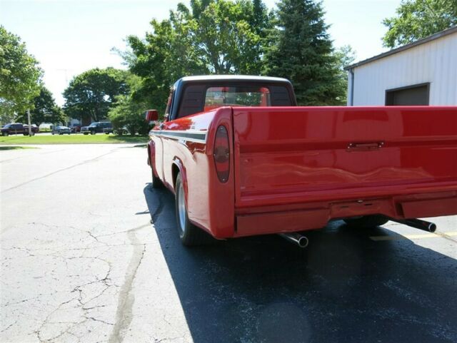 Dodge D100 Pickup, 440ci, 1966 image number 23