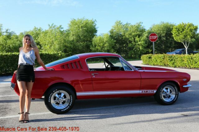 Ford Mustang 1965 image number 28