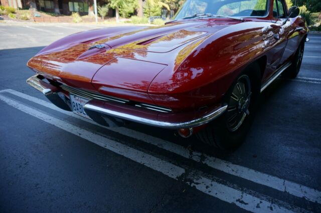 Chevrolet Corvette 1964 image number 29