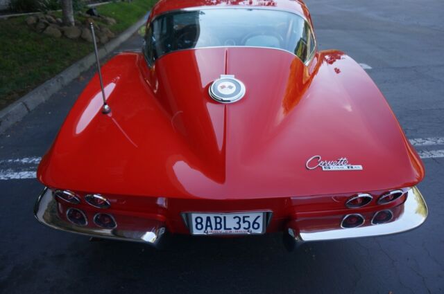 Chevrolet Corvette 1964 image number 30