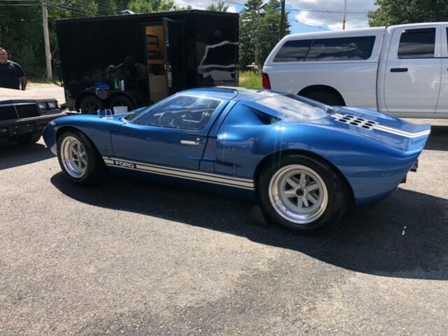 Ford Ford GT 1966 image number 2