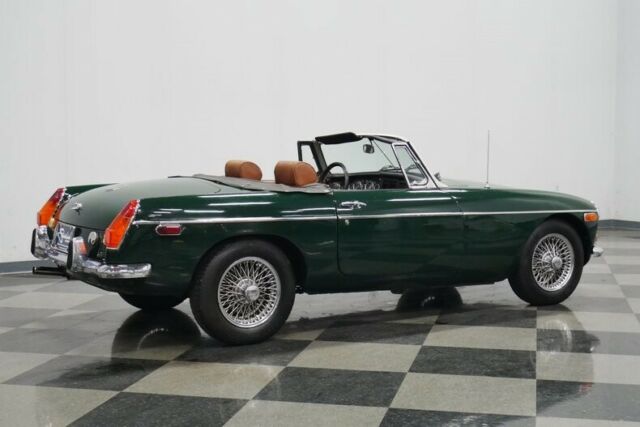 MG MGB 1971 image number 14