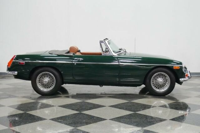 MG MGB 1971 image number 15