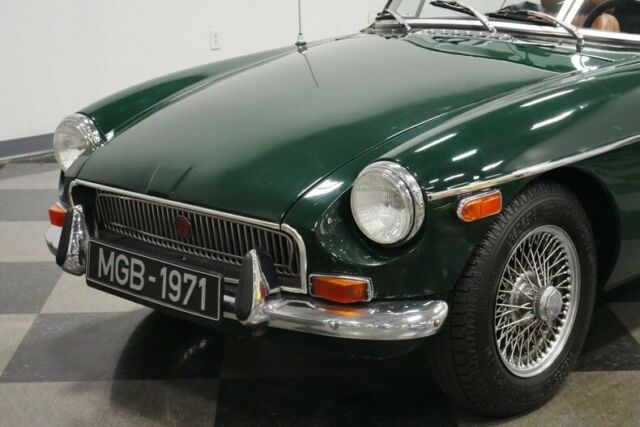 MG MGB 1971 image number 22