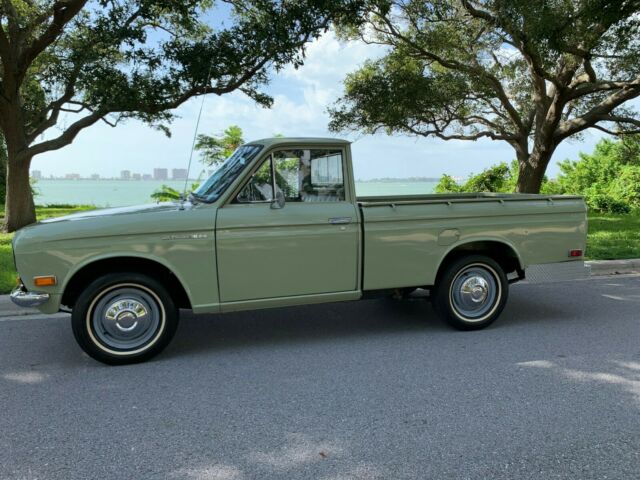 Datsun Pickup 1971 image number 22