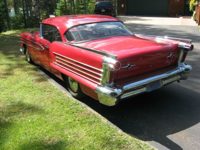 Oldsmobile Eighty-Eight 1958 image number 1