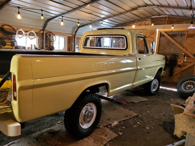 Ford F-100 1967 image number 1