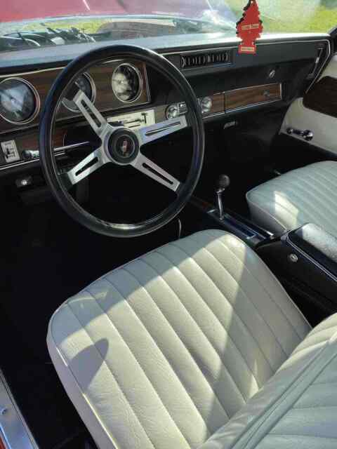 Oldsmobile Cutlass 1972 image number 15