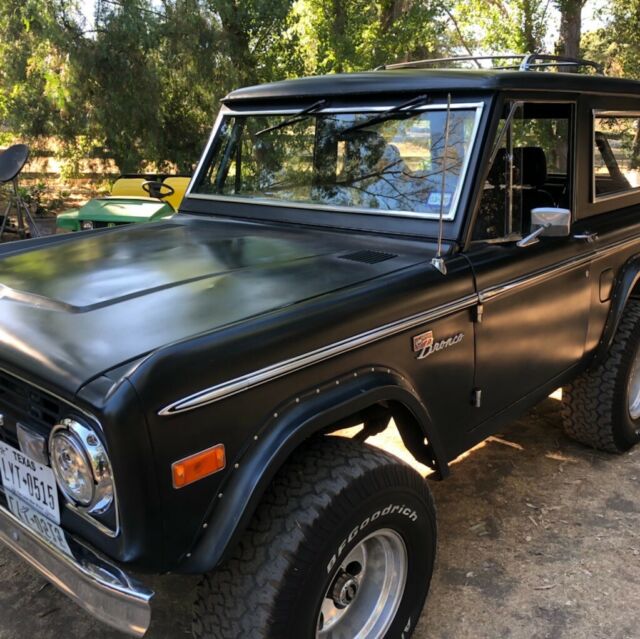 Ford Bronco 1977 image number 18