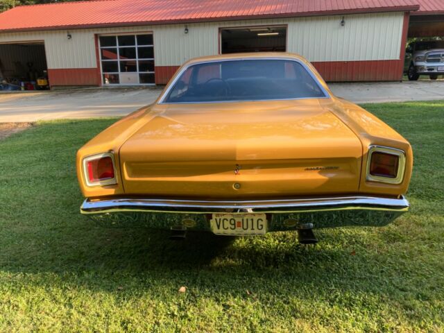 Plymouth Road Runner 1969 image number 9