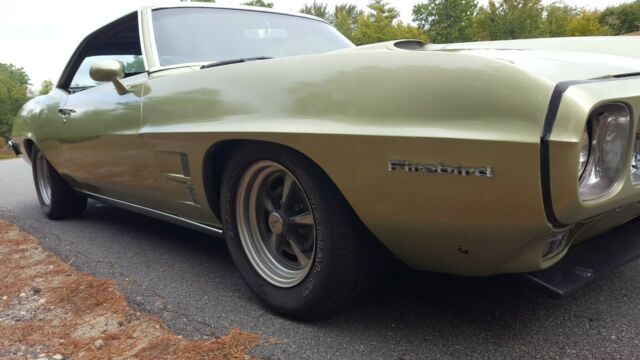 Pontiac Firebird 1969 image number 32