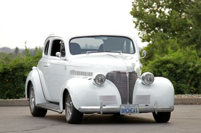 Chevrolet Master 85 1939 image number 0