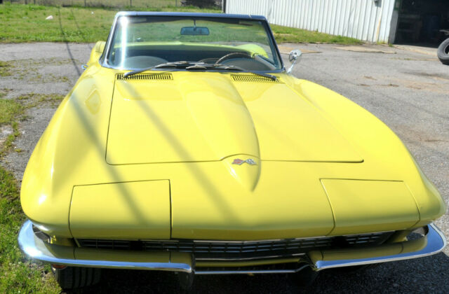 Chevrolet Corvette 1967 image number 2