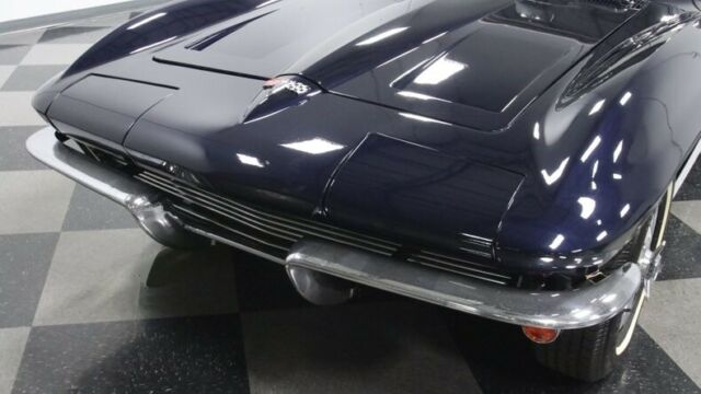 Chevrolet Corvette 1964 image number 22