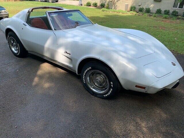 Chevrolet Corvette 1976 image number 29