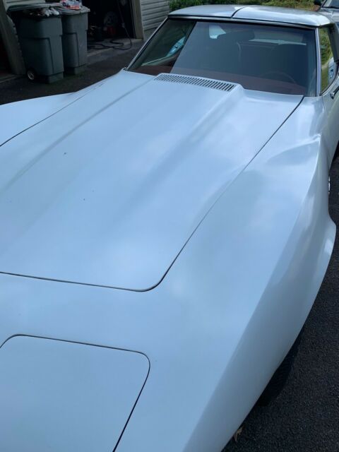 Chevrolet Corvette 1976 image number 4