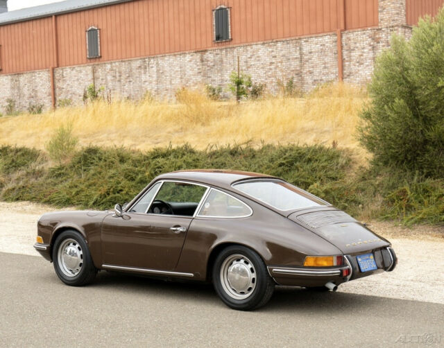 Porsche 912 1969 image number 2