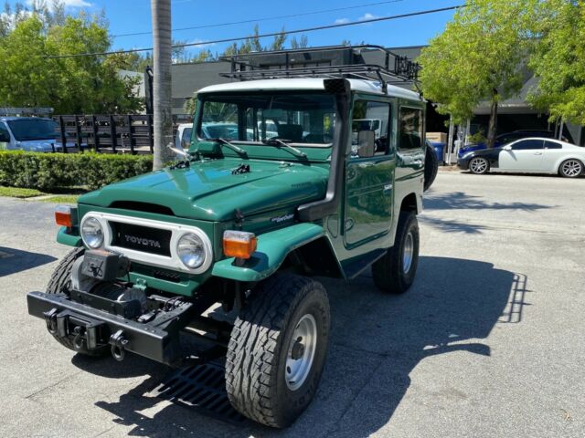 Toyota Land Cruiser 1970 image number 0