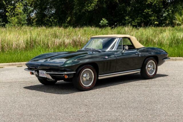 Chevrolet Corvette Convertible Matching #'s 1965 image number 10